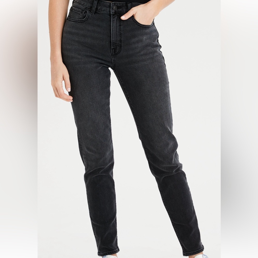 Black Mom Jeans - American Eagle